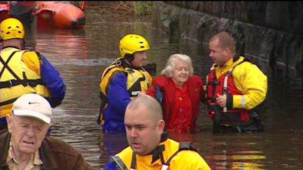 Heavy rains cause pre-Thanksgiving flooding
