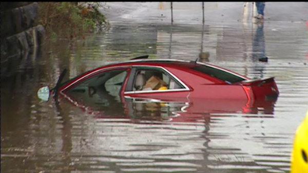 Heavy rains cause pre-Thanksgiving flooding