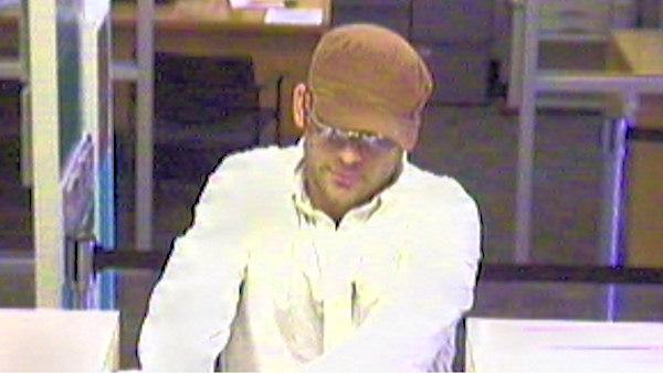 Citizens Bank robbed