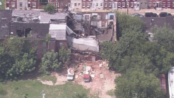 3-story building collapses in Port Richmond
