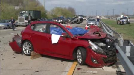 1 person was killed in a crash on I-495 in Edgemoor, Delaware on April 16, 2013.