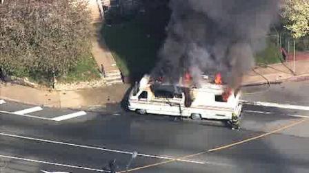 Motor home fire in Wissinoming