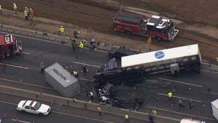 Overturned truck blocking NJ Turnpike in Burlington Co.