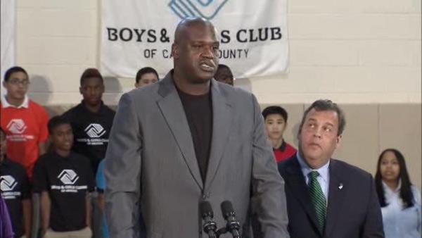 Shaq visits Boys and Girls Club of Camden