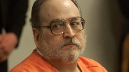 Len Jenoff, confessed murderer of Carol Neulander, looks toward the gallery during his sentencing hearing in Camden County Superior Court, in Camden, N.J., Thursday, Jan. 30, 2003. Jenoff was sentenced to 23 years for his role in the 1994 murder of Neulander, a murder which her husband, Rabbi Fred J. Neulander, was convicted of arranging. (AP Photo/Tina Markoe Kinslow, Pool)