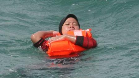 Indonesia ferry sinks