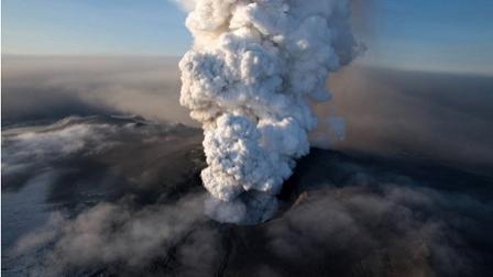 Volcanic eruption in Iceland