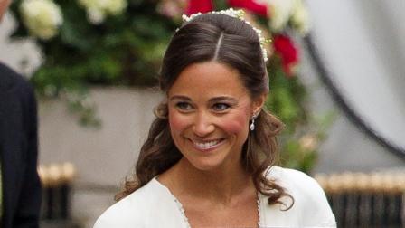Maid of Honour Pippa Middleton, Kate Middletons sister, right, and bridesmaid Margarita Armstrong-Jones, second from left, leave the Goring Hotel for Westminster Abbey ahead of the Royal Wedding, London, Friday, April, 29, 2011.