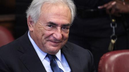 Former IMF head Dominique Strauss-Kahn appears at his arraignment at State Supreme Court on Monday, June 6, 2011 in New York. (AP Photo/Allan Tannenbaum, Pool)