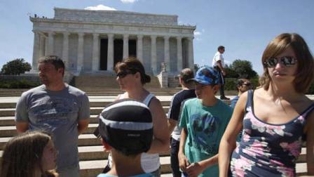 People stand outside of the Lincoln Memorial in Washington, Tuesday, Aug. 23, 2011, after is was evacuated following an earthquake in the Washington area. The 5.9 magnitude earthquake centered northwest of Richmond, Va., shook much of Washington, D.C., and was felt as far north as Rhode Island and New York City.