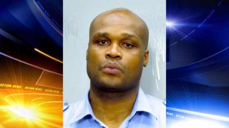 FILE - In this undated photo provided by the Miami-Dade County Corrections and Rehabilitation Dept., former NBA basketball player Antoine Walker is shown. Walker is expected to get a new sentencing date after pleading guilty in Nevada to failing to repay some $750,000 in gambling debts to three Las Vegas casinos. His lawyer and a prosecutor say the 35-year-old Walker wont appear in court Thursday, Nov. 10, 2011. (AP Photo/Miami-Dade County Corrections and Rehabilitation Dept., File)