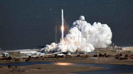 Orbital Sciences Corp.s Antares rocket lifts off from the launchpad at the NASA facility on Wallops Island, Va., Sunday, April 21, 2013. The rocket will eventually deliver supplies to the International Space Station. (AP Photo/NASA Wallops,Terry Zaperach)