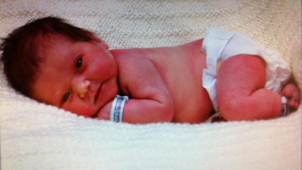 Sarah Bloomquist welcomes baby girl