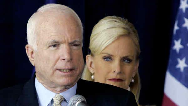 McCain tries to keep freewheeling style