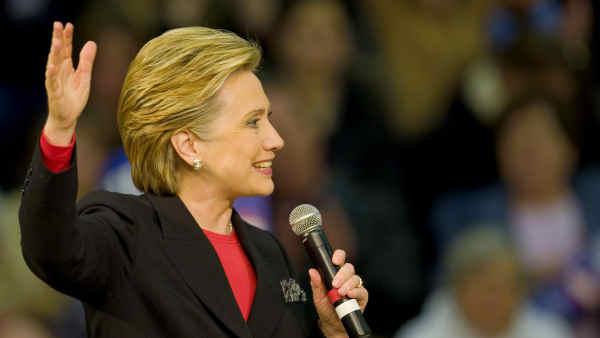 Clinton issues economic plan