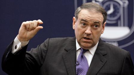 FILE - This March 28, 2011 file photo shows former Arkansas Gov. and potential GOP presidential candidate Mike Huckabee gesturing as he addresses students at the business school at Mississippi College in Clinton, Miss. Huckabees top advisers from his 2008 bid say he seems increasingly encouraged by recent polls showing him atop a scattered field of possible candidates for the 2012 Republican nomination. (AP Photo/Rogelio V. Solis, File)