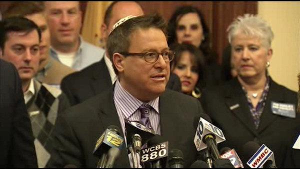 NJ SENATE OKS GAY MARRIAGE BILL IN MILESTONE VOTE | 6abc.