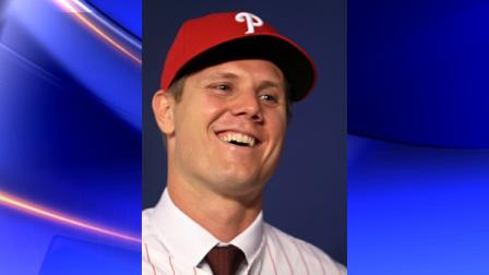 Philadelphia Phillies right-handed closer Jonathan Papelbon laughs at a question Monday Nov. 14, 2011, during a news conference in Philadelphia. The former Boston Red Sox closer receives the largest contract ever for a reliever - $50 million over four years. He replaces Ryan Madson, who is also a free agent. (AP Photo/Joseph Kaczmarek)