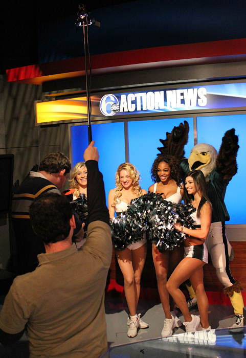 Swoop and Eagles Cheerleaders at 6abc