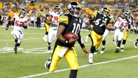 Pittsburgh Steelers quarterback Dennis Dixon (10) plays in the preseason NFL football game between the Pittsburgh Steelers and the Atlanta Falcons on Saturday, Aug. 27, 2011, in Pittsburgh. (AP Photo/Keith Srakocic)