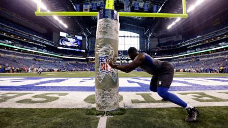 Indianapolis Colts defensive end Clifton Geathers warms up before the start of an NFL football game against the Miami Dolphins in Indianapolis, Sunday, Nov. 4, 2012. (AP Photo/Darron Cummings)