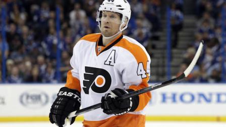 Philadelphia Flyers defenseman Kimmo Timonen, of Finland, (44) playing in his 1,000th career game during the third period of an NHL hockey game against the Tampa Bay Lightning Monday, March 18, 2013, in Tampa, Fla. The Lightning won the game 4-2. (AP Photo/Chris OMeara)
