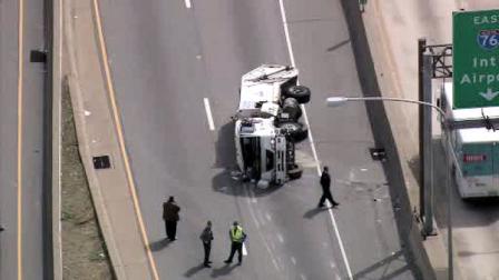 Crash on Schuylkill Expressway
