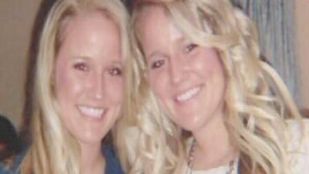 Kasie Moore and her sister Lindsey