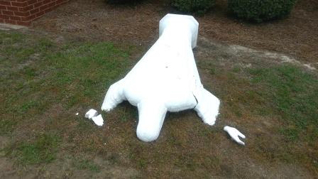 Deputies said the Selah Christian Church reported the vandalism to the Jesus statue Tuesday.