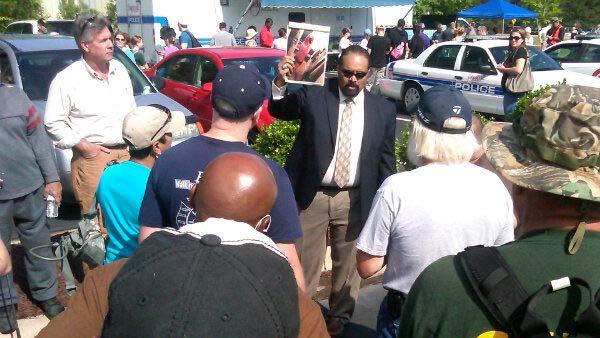 Searchers getting instructions Thursday before looking for evidence connected to the disappearance of Kelli Bordeaux
