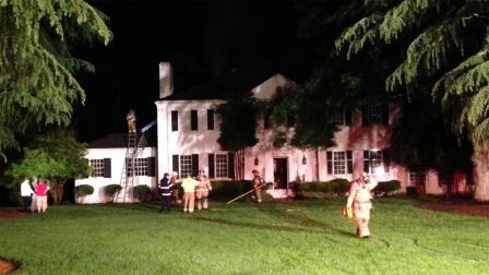Fire broke out around 2 a.m. Thursday in the 300 block of West Gannon Avenue in Zebulon.