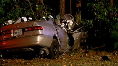 Driver crashed into a tree along Interstate 40 between US 1 and Jones Franklin Road in Raleigh