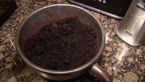 Complete Episode: Uses for Coffee Grounds