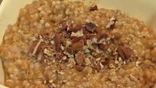 Pumpkin Spice Oatmeal with Toasted Pecans