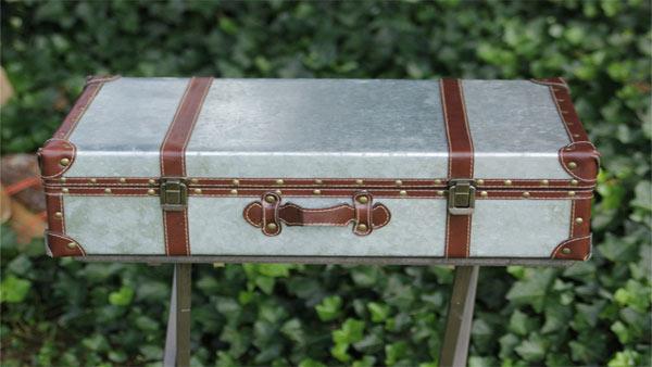 How to Make Trunk Side Table