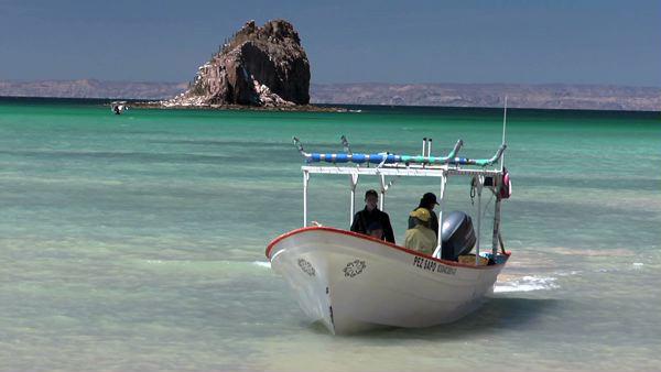 Rick Bayless Explores Mexico's Espiritu Santo Island