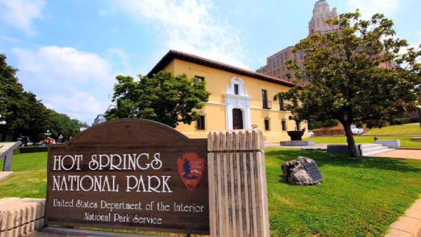 Complete Episode: Hot Springs, Arkansas
