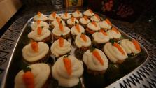 Mini Carrot Top Cupcakes Mini Carrot Top Cupcakes