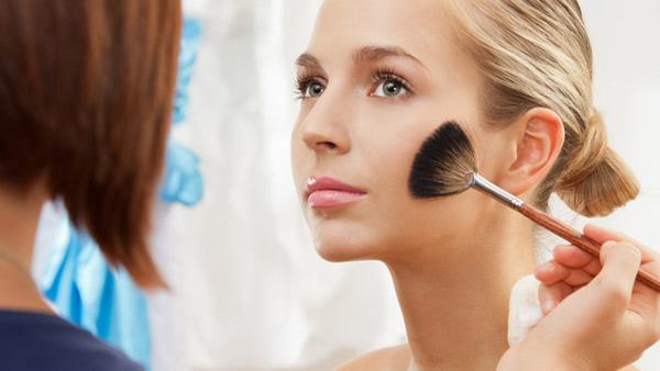 Beauty Master Class: Contouring