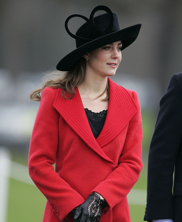 brits excitedly await birth of royal baby