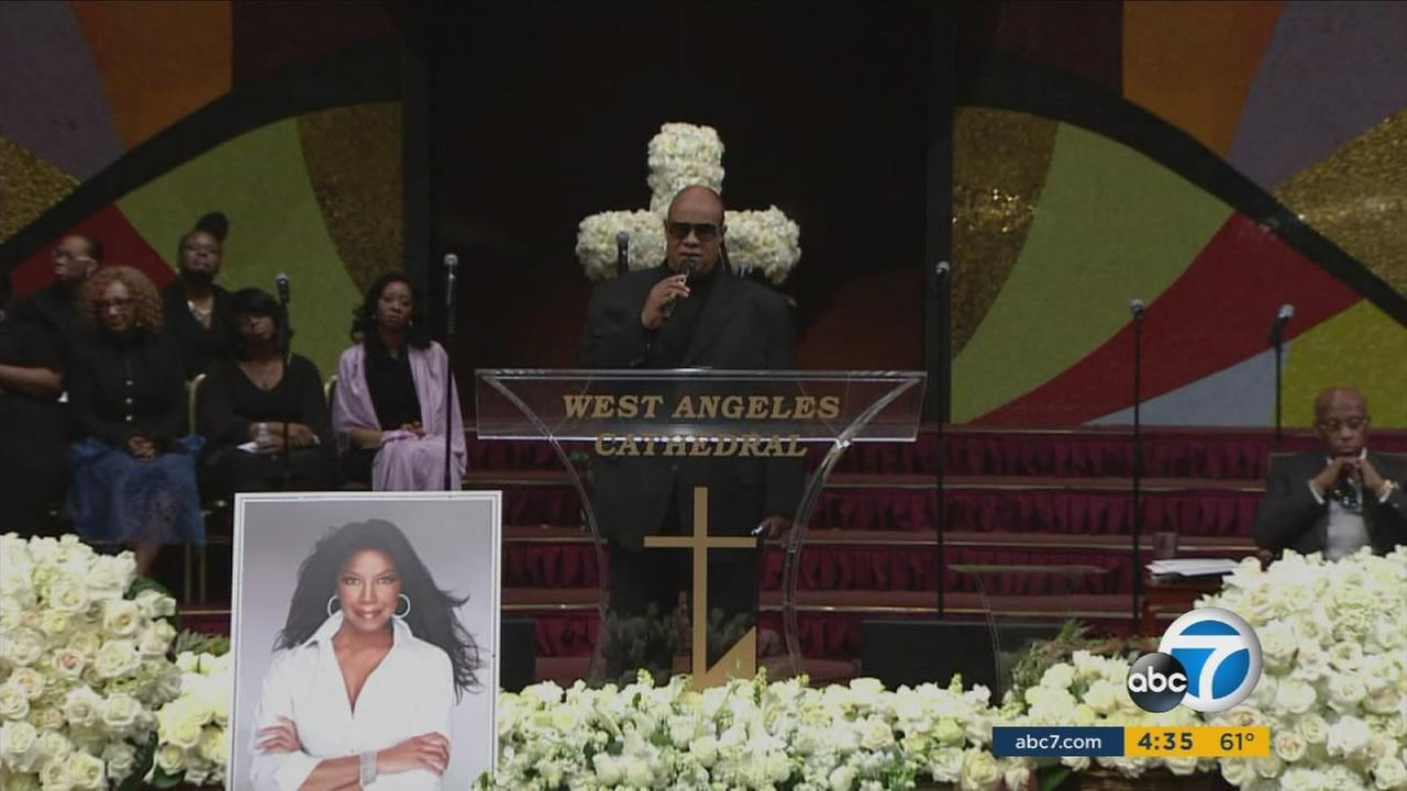 Music industry's biggest names attend singer Natalie Cole's funeral
