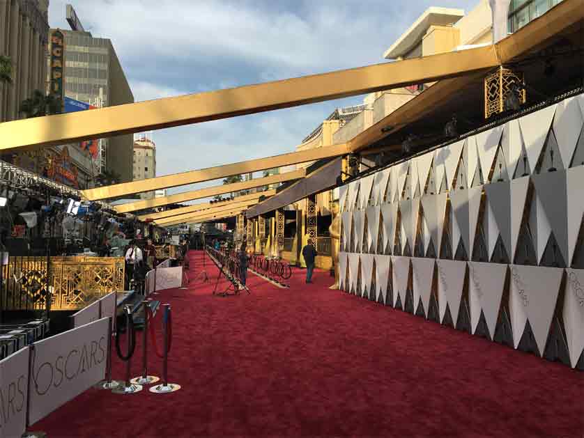 Behind-the-scenes photos: Getting the red carpet ready for Oscar Sunday ...