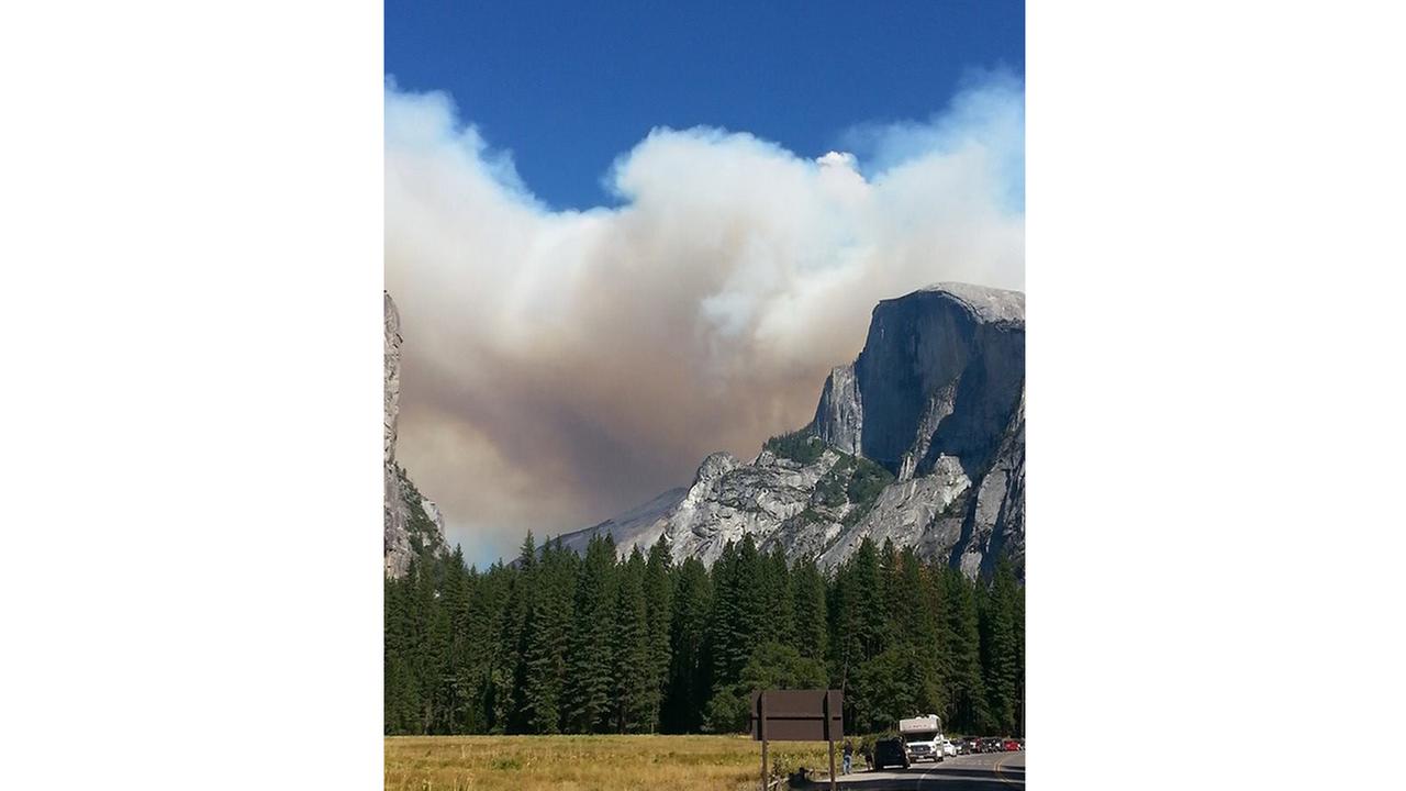 Meadow Fire in Yosemite now 10 percent contained | abc30.com