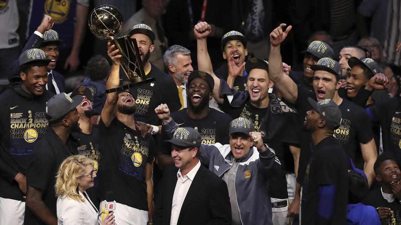 Do's and Don'ts: Golden State Warriors 2018 victory parade in Oakland ...