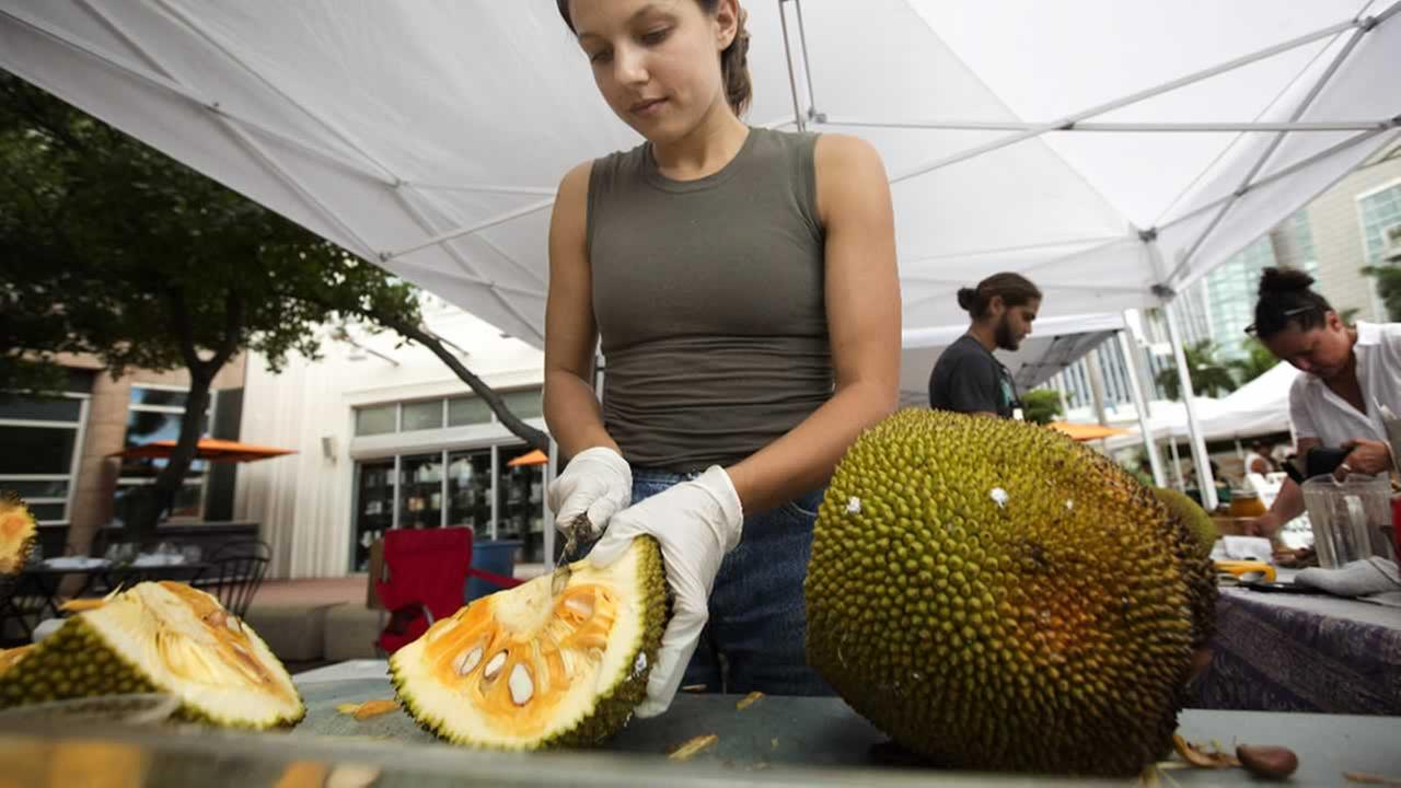 Health officials: Jackfruit may tempt you towards a plant-based diet