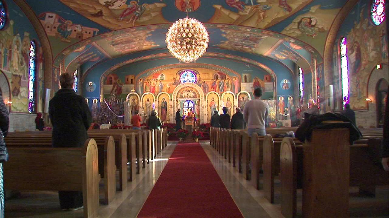 Eastern Orthodox Christians hold Christmas services | abc7chicago.com