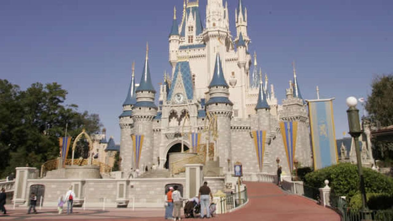 Walt Disney World parks to close through Friday | 6abc.com