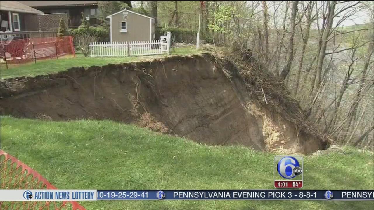 Residents ordered to evacuate as collapsing yard threatens homes in NJ ...