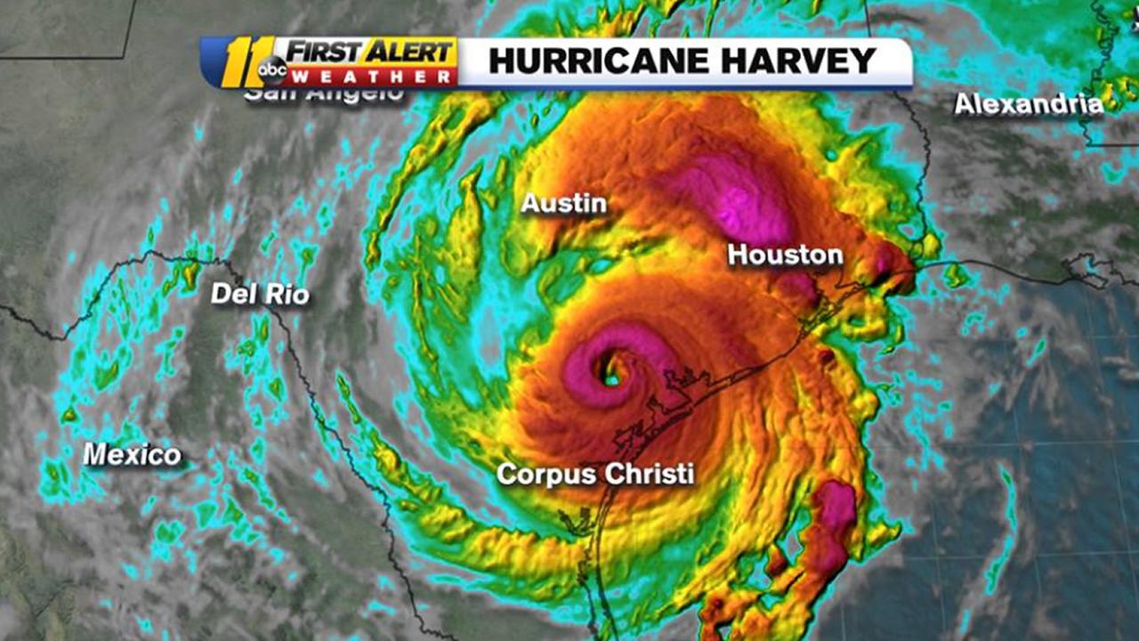 Hurricane Harvey smashes into Texas coast with 130 mph winds | abc11.com