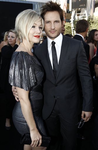 Actress Jennie Garth, left, and actor Peter Facinelli arrive at the premiere of 'The Twilight Saga: Eclipse' on Thursday, June 24, 2010 in Los Angeles.